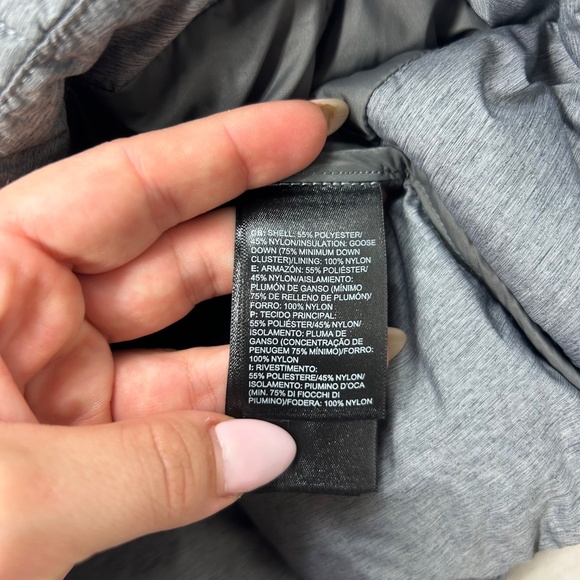 The North Face Women’s Gray Down Puffer Jacket Size XS - Picture 10 of 10